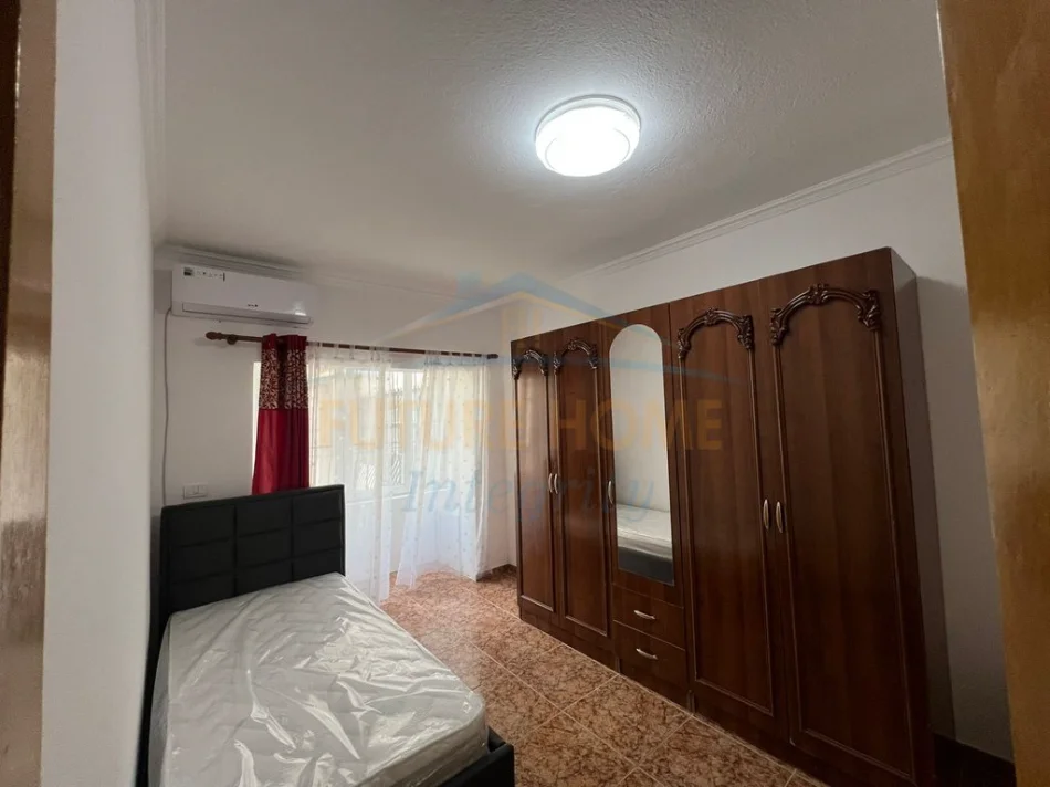 Qera, Apartament 2+1, Shkolla e Baletit, 650 €