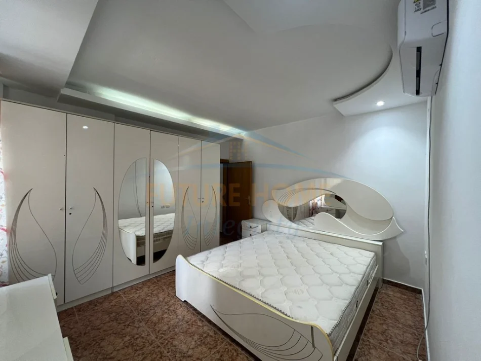Tirane, jepet me qera apartament 2+1 Kati 1, 111 m² 650 € (Shkolla e Baletit)