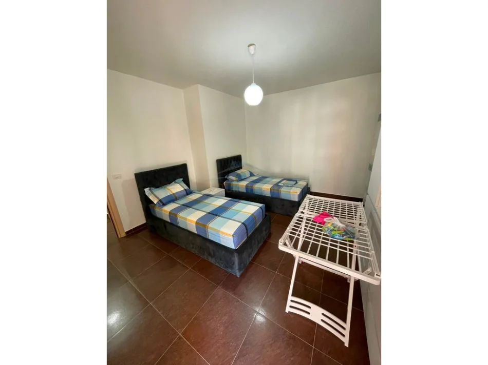 Shqiperi, shitet apartament 2+1+Ballkon Kati 2, 195 m² 245.000 € (VILA E ZOGUT)