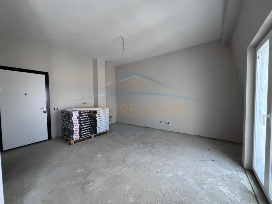 Tirane, shitet garsonier Kati 4, 48 m² 80.000 € (Sauk)