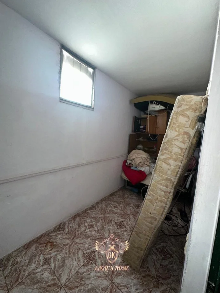 Durres, jepet me qera apartament 2+1+Ballkon Kati 1, 100 m² 305 € 