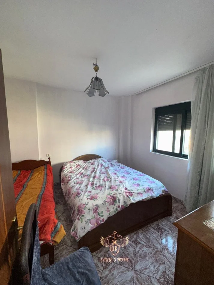 Durres, jepet me qera apartament 2+1+Ballkon Kati 1, 100 m² 305 € 