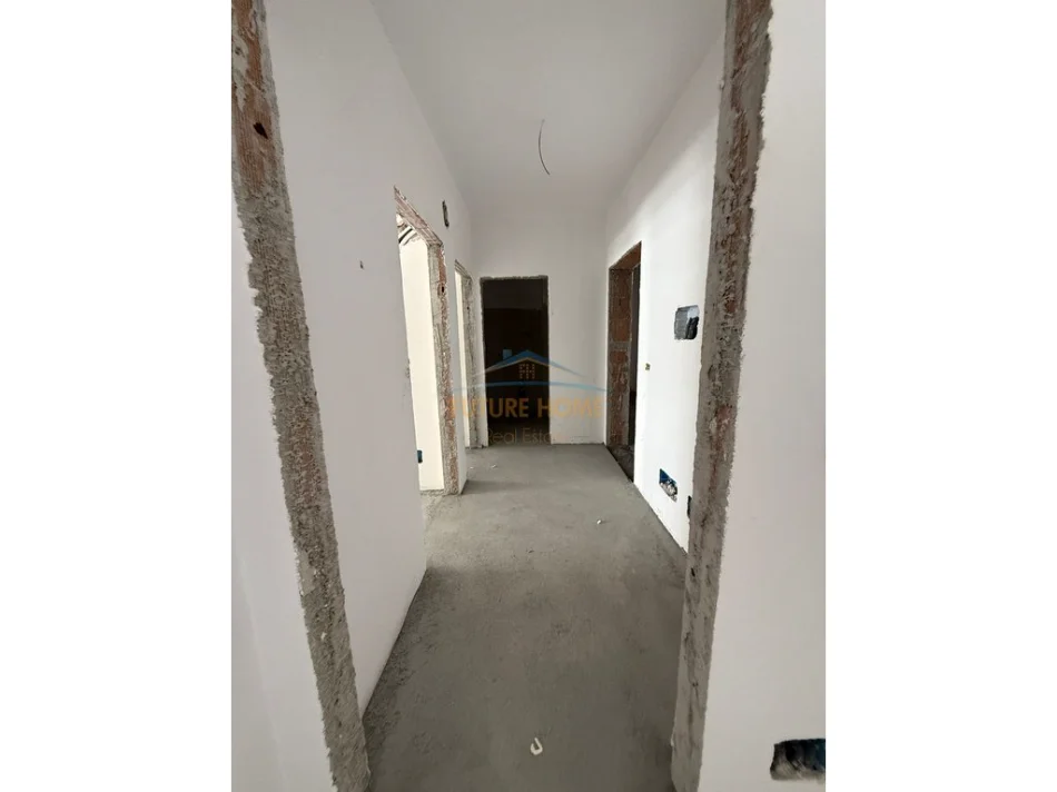 Tirane, shitet apartament 2+1+Aneks+Ballkon Kati 3, 104 m² 114.000 € (PASKUQAN)
