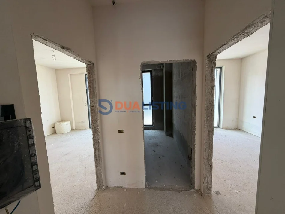 Tirane, shitet apartament 1+1 , 79 m² 179.000 € (Mjull Bathore)