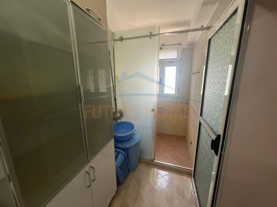Tirane, shitet apartament 2+1+Aneks+Ballkon Kati 3, 73 m² 178.000 € (Ali Demi)