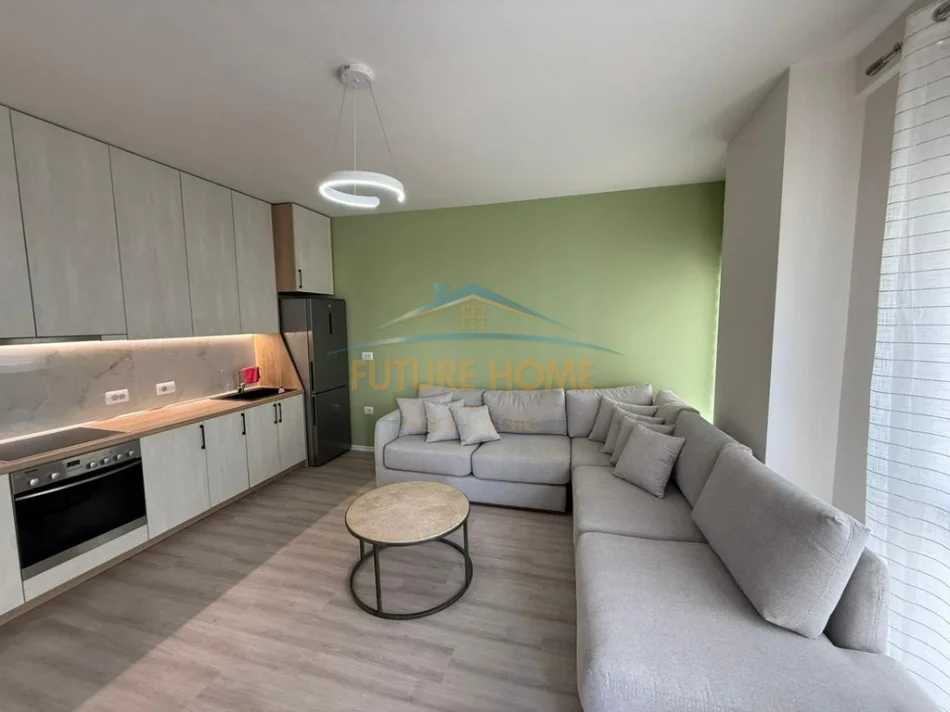 Tirane, jepet me qera apartament 1+1+Ballkon Kati 6, 650 € 