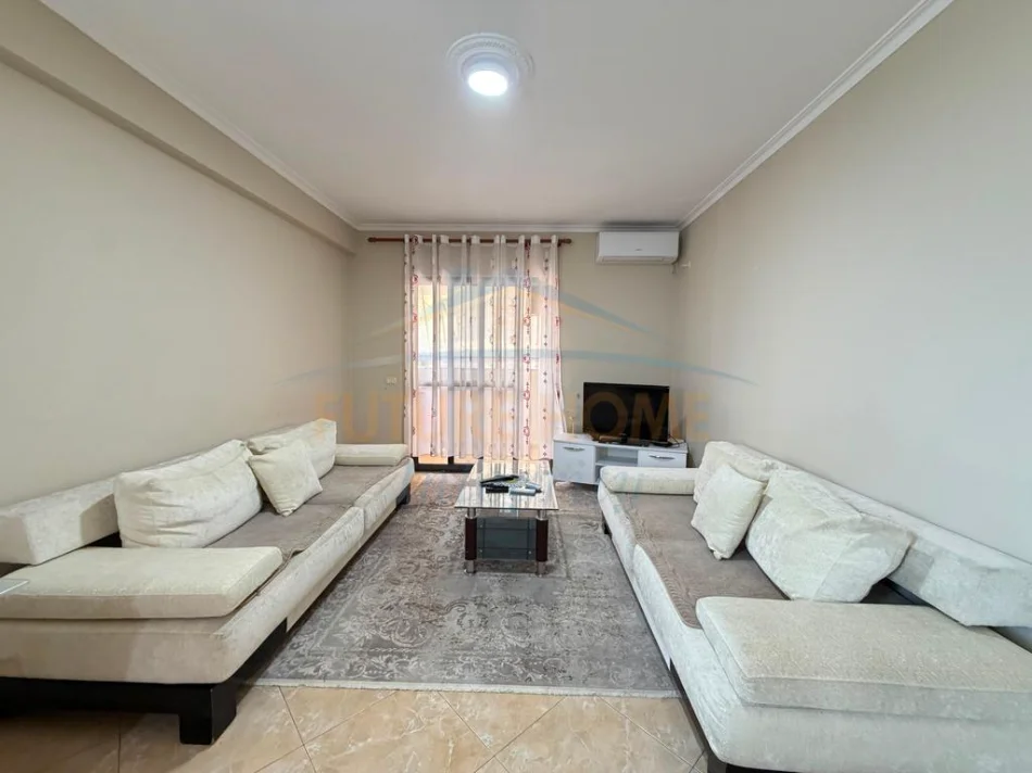 Tirane, jepet me qera apartament 1+1 Kati 5, 67 m² 520 € (Pediatria, Tirane)