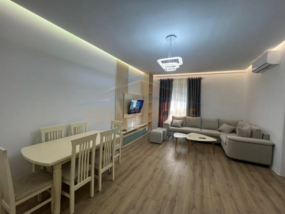 Tirane, jepet me qera apartament 2+1 Kati 1, 88 m² 600 € (Rezidenca Porta Tirana e Re, Sauk)