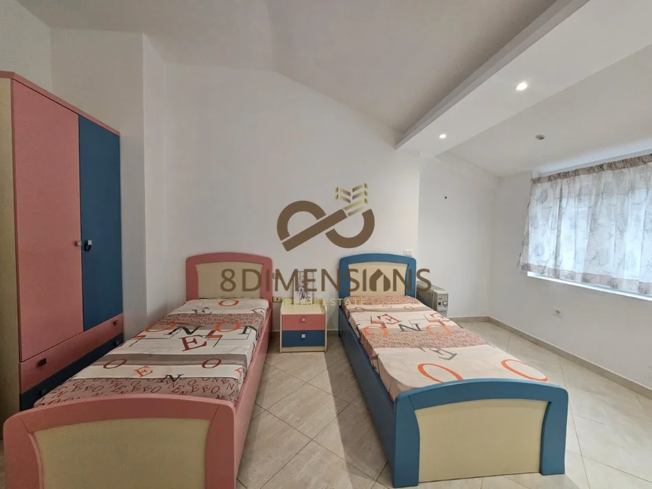 Tirane, jepet me qera apartament 2+1+Ballkon Kati 6, 110 m² 650 € (fresk)
