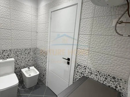 Tirane, shitet 2+1 Kati 3, 109 m² 165.000 €