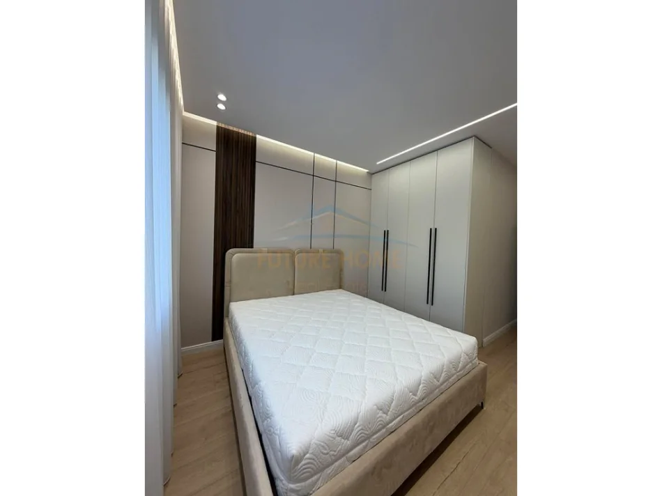 Tirane, shes apartament 2+1 Kati 3, 108 m² 165.000 € (unaze e re)