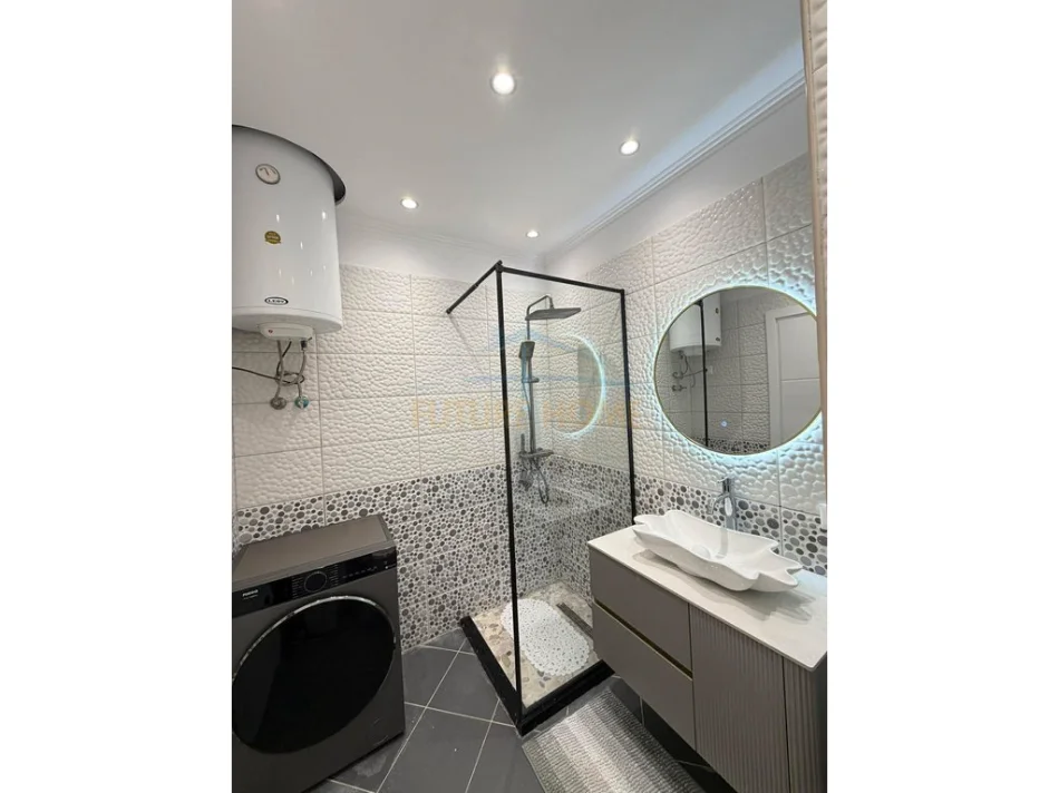 Tirane, shitet apartament 2+1 Kati 3, 109 m² 165.000 € 
