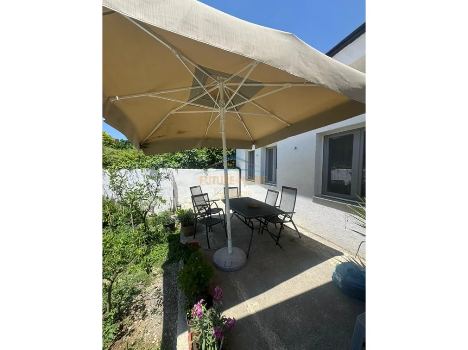 Tirane, shitet apartament 2+1+Aneks+Ballkon Kati 0, 216 m² 260.000 € (Ali Demi)