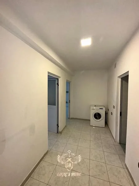Durres, shes apartament 2+1+Ballkon Kati 5, 57 m² 63.999 € (policia)