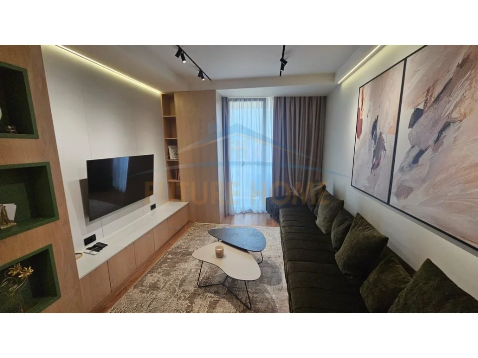 Tirane, jepet me qera apartament 1+1 Kati 8, 75 m² 850 € 