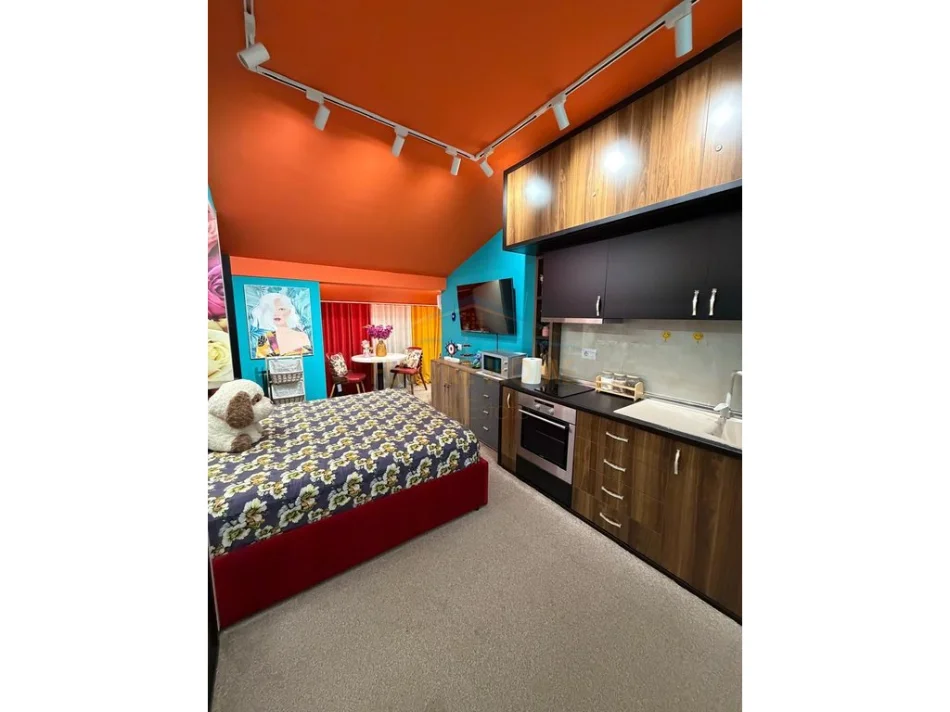 Tirane, jepet me qera garsonier 1+1 Kati 8, 42 m² 350 € (Rruga Frosina Plaku)