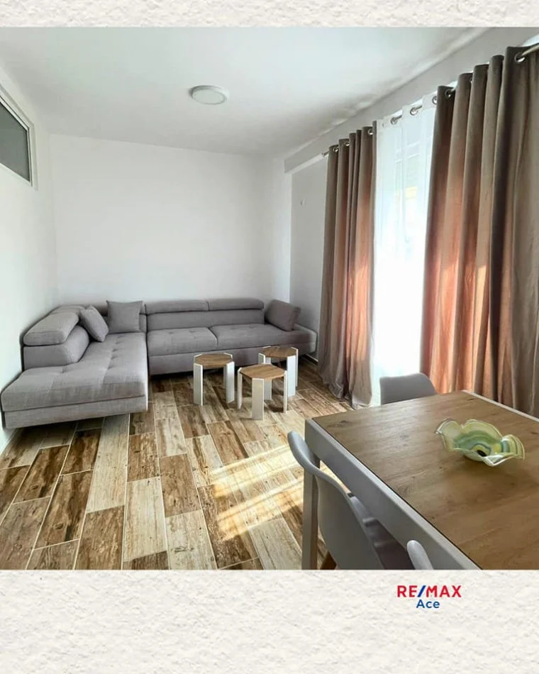 Durres, shitet apartament 2+1+Ballkon Kati 1, 77 m² 100.000 € (GOLEM!)
