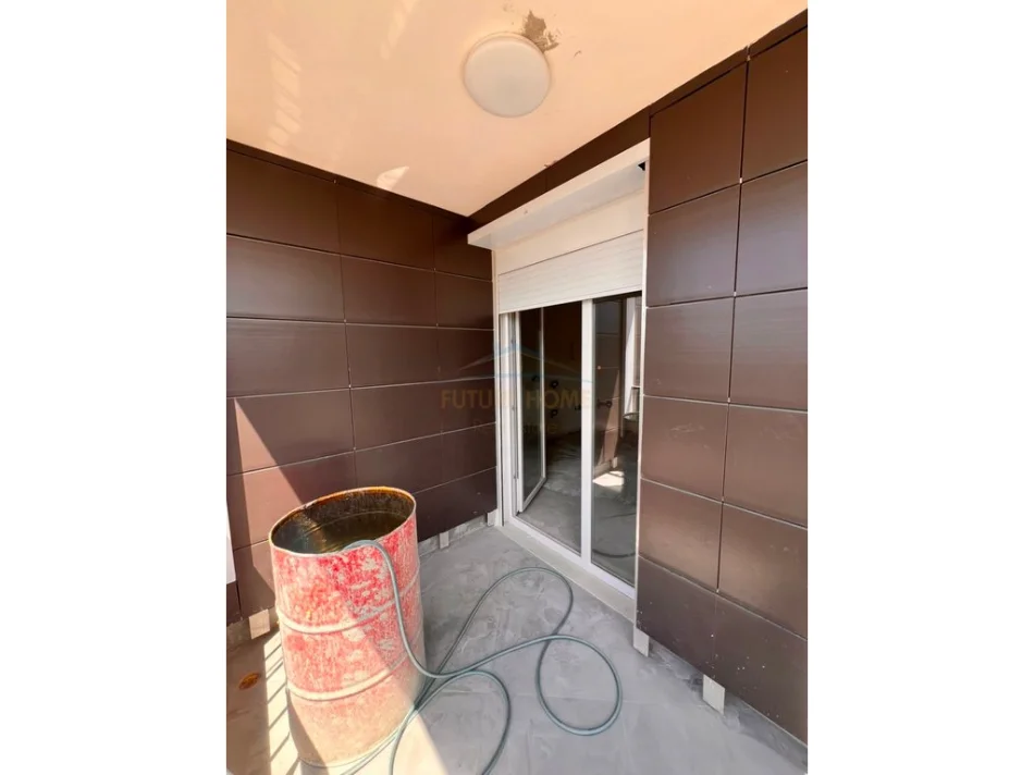 Tirane, shitet apartament 1+1+Ballkon , 52 m² 149.000 € (Rruga e Elbasanit)