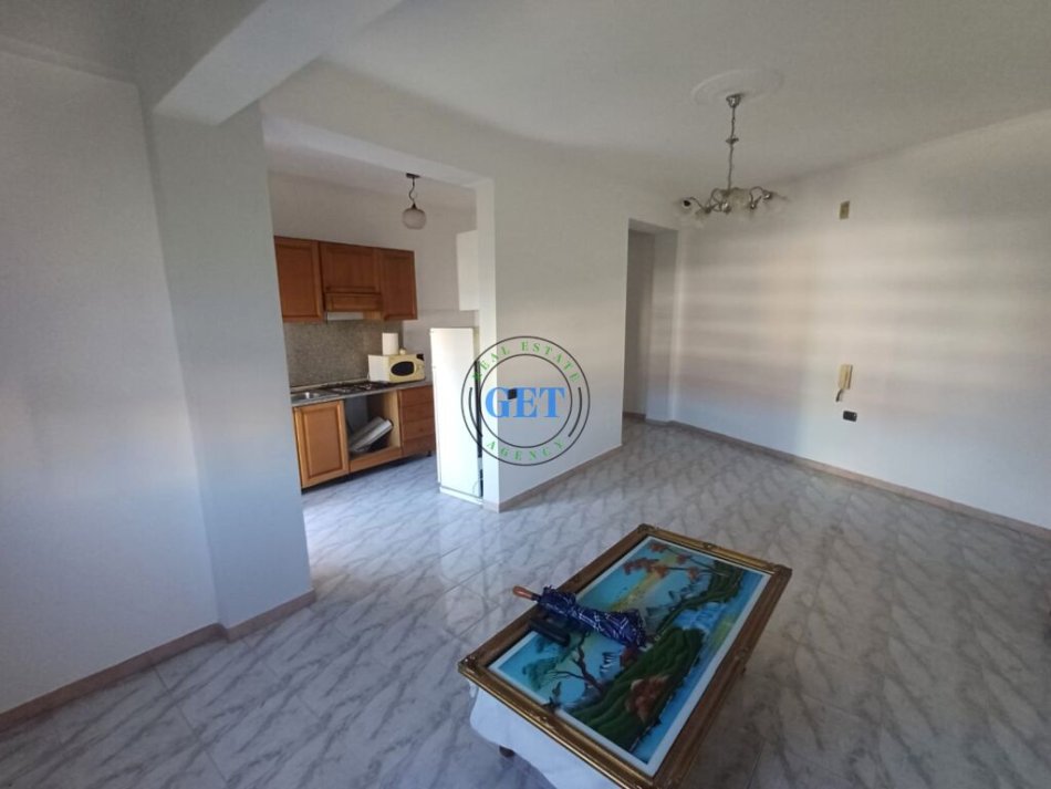Durres, shitet apartament 2+1 Kati 5, 93 m² 80.000 € (Kryqi I Kyq)