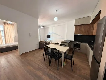 Tirane, shitet apartament 2+1 Kati 5, 78 m² 147.000 € (Kompleksi Jolla, Unaza e Re)