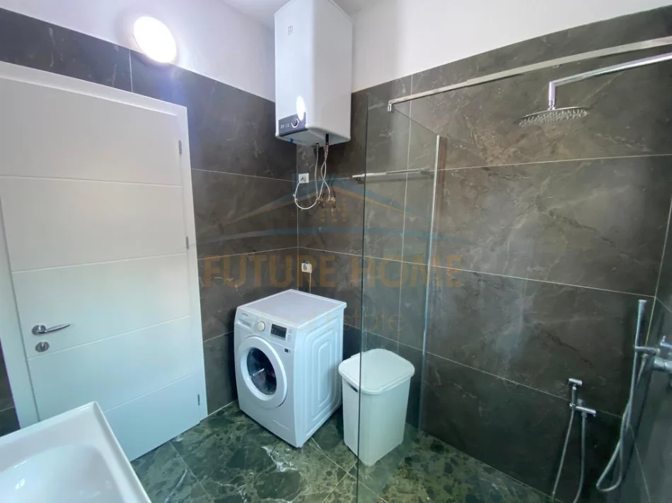 Tirane, jepet me qera Vile 2+1+Aneks+Ballkon Kati 2, 127 m² 850 € (Casa Italia)