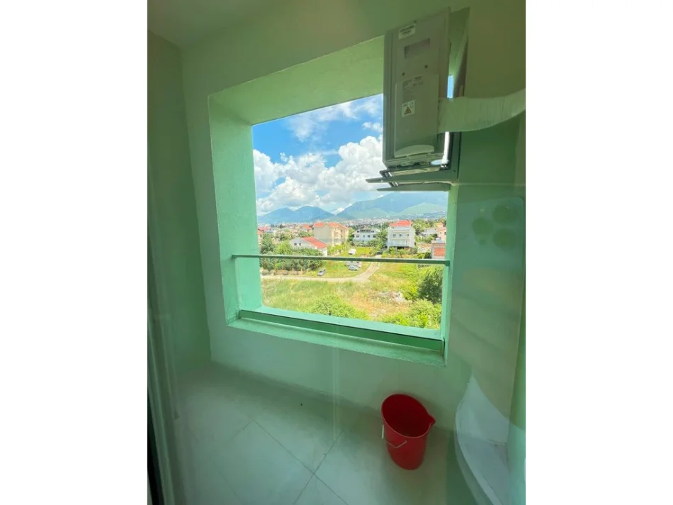 Tirane, jepet me qera apartament 2+1 Kati 5, 70 m² 500 € (KADIU)