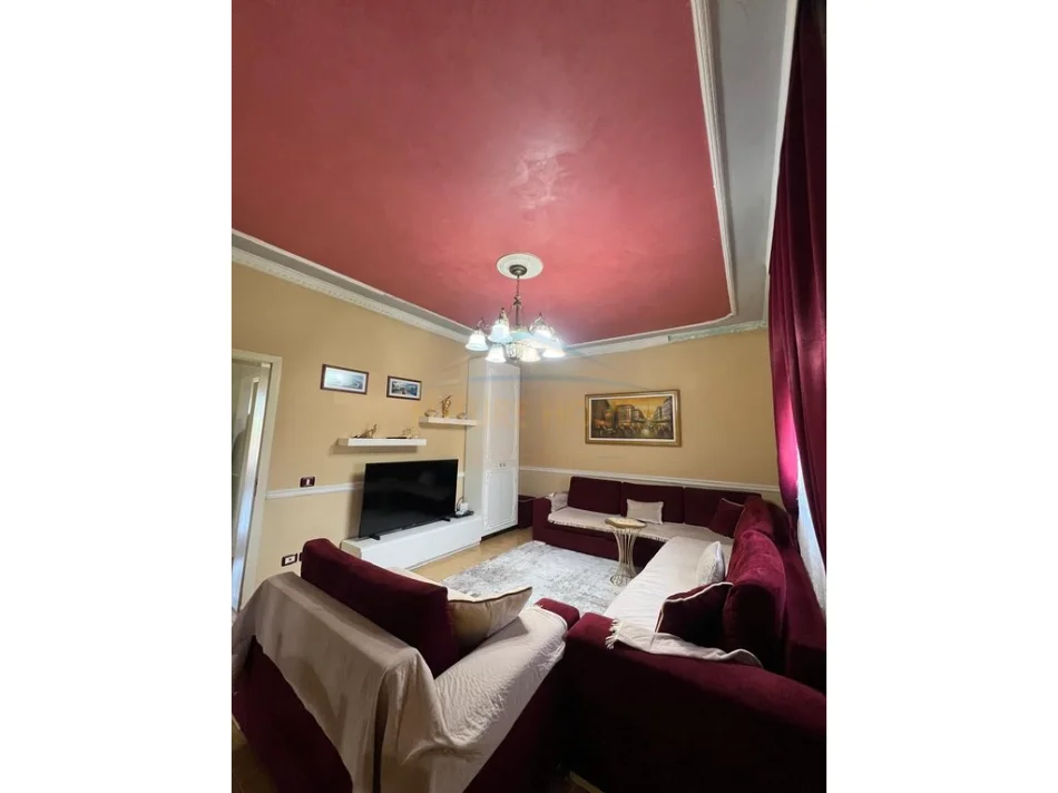 Durres, shitet shtepi , 70 m² 1.350.000 € (SHIJAK)