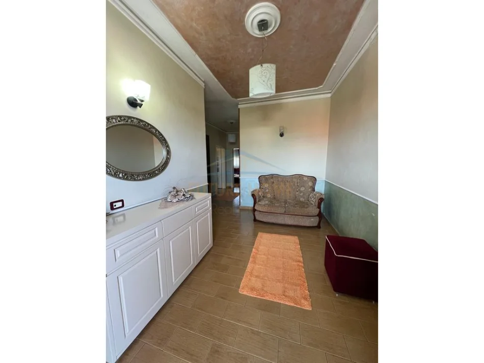 Durres, shitet shtepi , 70 m² 1.350.000 € (SHIJAK)