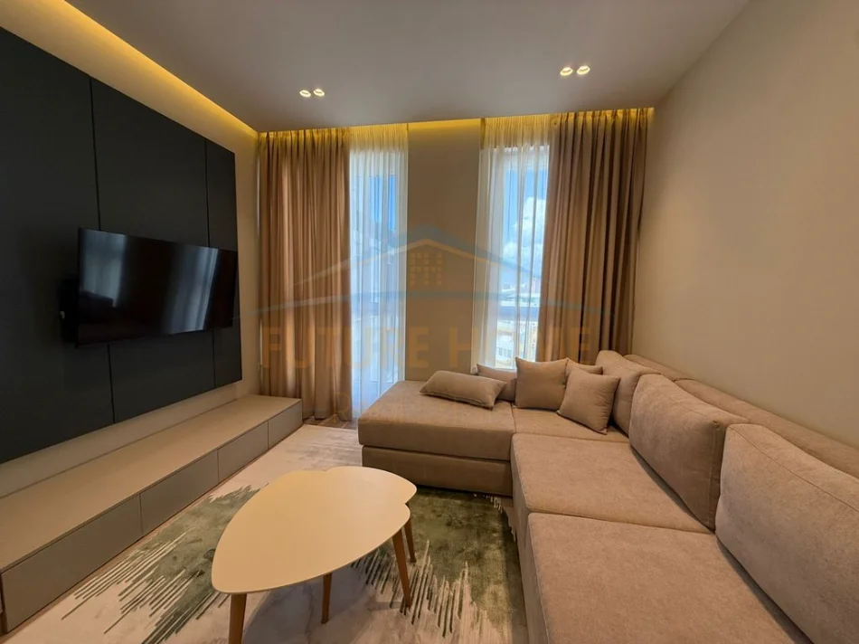 Tirane, jepet me qera apartament 1+1 Kati 5, 63 m² 800 € (BEGA 07)