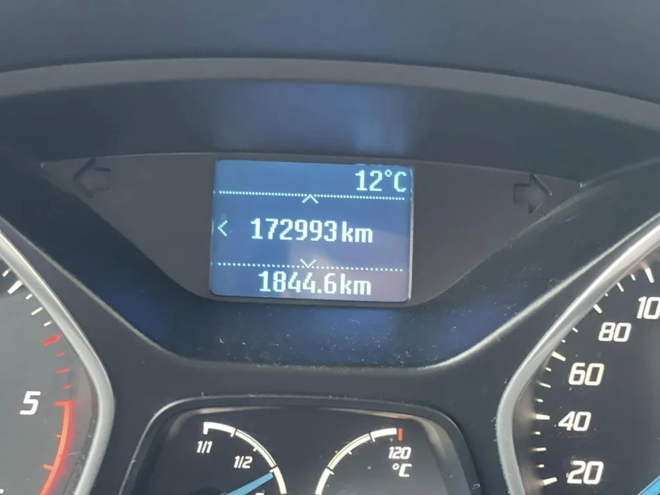 Tirane, shes makine FORD C MAX TITANIUM Nafte, gri metalizato manuale Klima 172.900 km 6.200 €