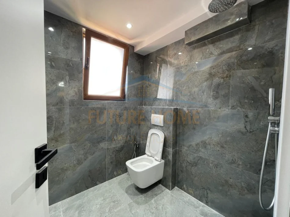Tirane, shes apartament 3+1+Ballkon Kati 5, 123 m² 327.000 € 
