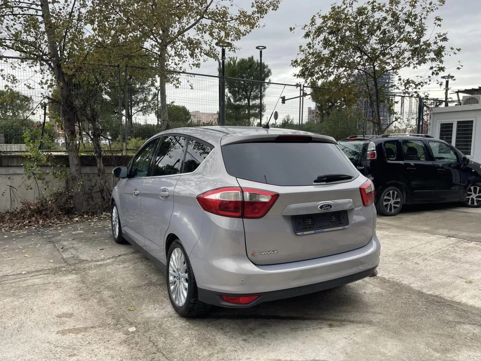 Tirane, shes makine FORD C MAX TITANIUM Nafte, gri metalizato manuale Klima 172.900 km 6.200 €