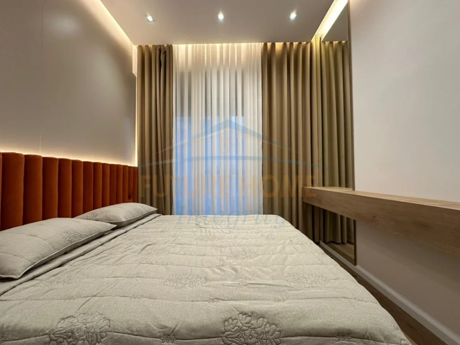 Tirane, shitet 1+1 Kati 3, 45 m² 100.000 € (Rezidenca Oxa)