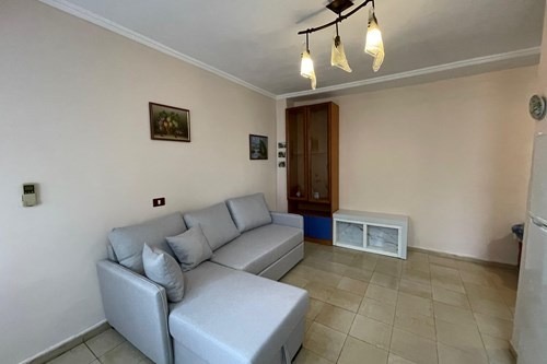 Tirane, jepet me qera apartament 1+1 , 51 m² 500 € (Shkolla e baletit)