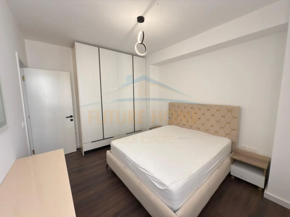 Tirane, shitet apartament 2+1+Aneks+Ballkon Kati 6, 104 m² 163.000 € 