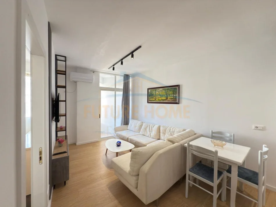 Shitet, 2 Apartamente 1+1, Kompleksi Fratari, Unaza e Re 0696069906