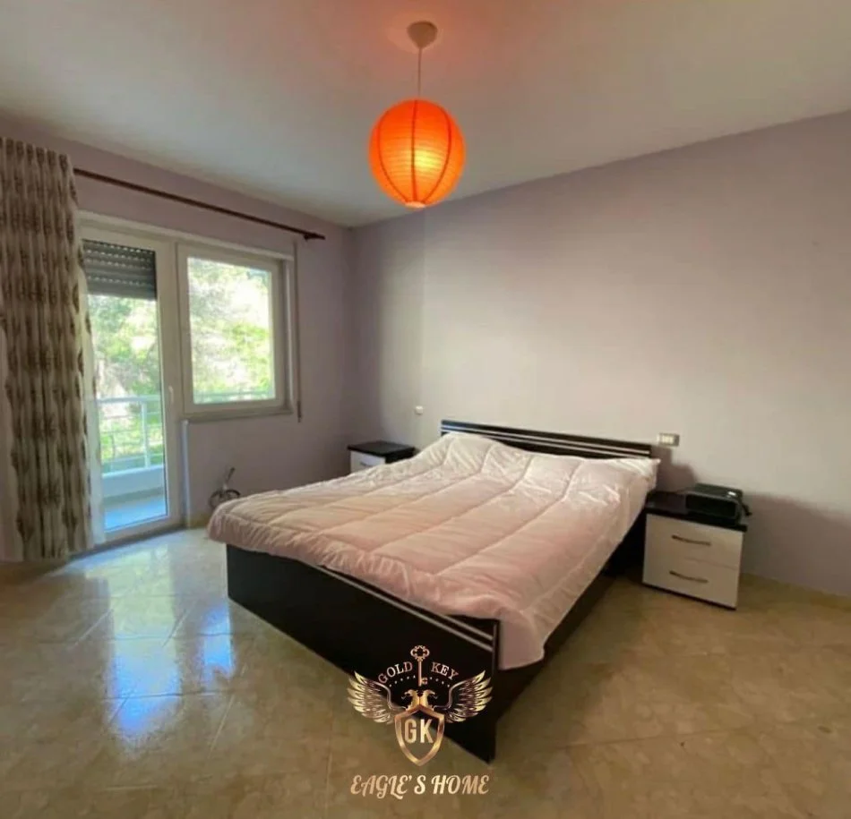 Durres, jepet me qera apartament 2+1+Ballkon Kati 3, 100 m² 600 € (currilA)