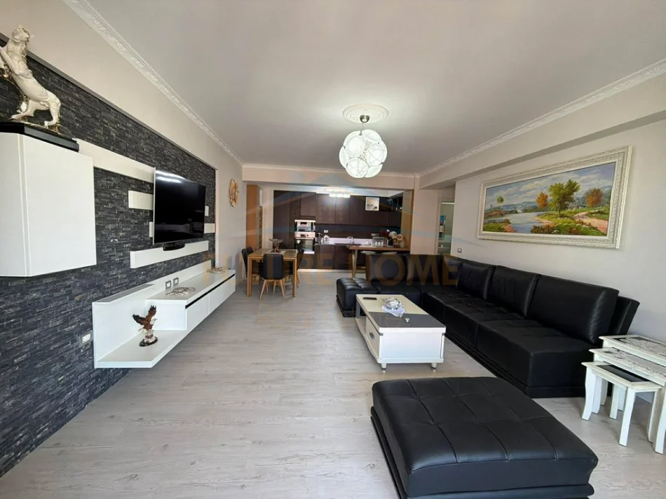 Tirane, shitet apartament 2+1+Aneks+Ballkon Kati 12, 127 m² 180.000 € (KOMPLEKSI MALAJZJAN TERMINALI)