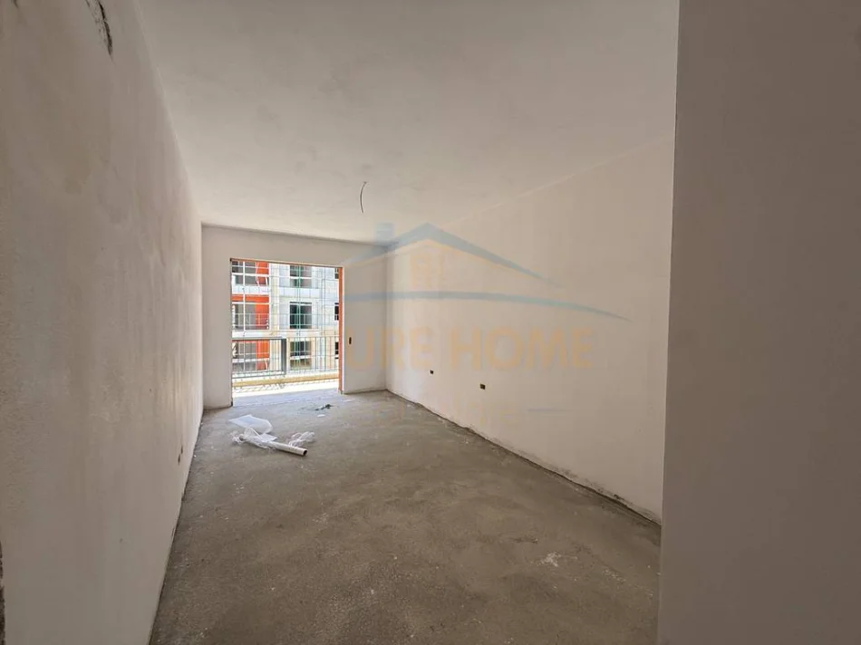 Shitet, Apartament 2 + 1 + 2 , Space City, Paskuqan 0696069906