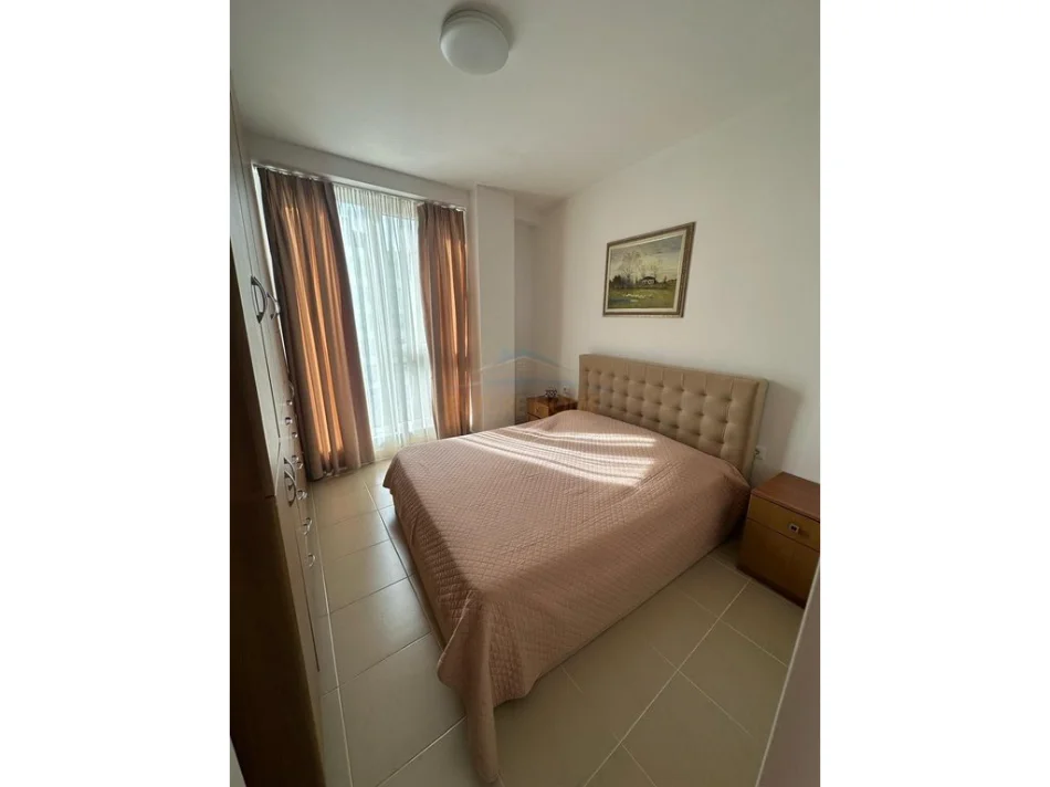 Shqiperi, jepet me qera apartament 1+1 Kati 4, 57 m² 550 € (Jordan Misja)