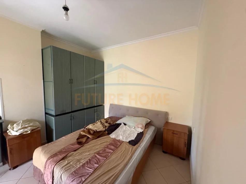 Tirane, jepet me qera apartament 2+1+Ballkon Kati 2, 75 m² 400 € (Fresk)