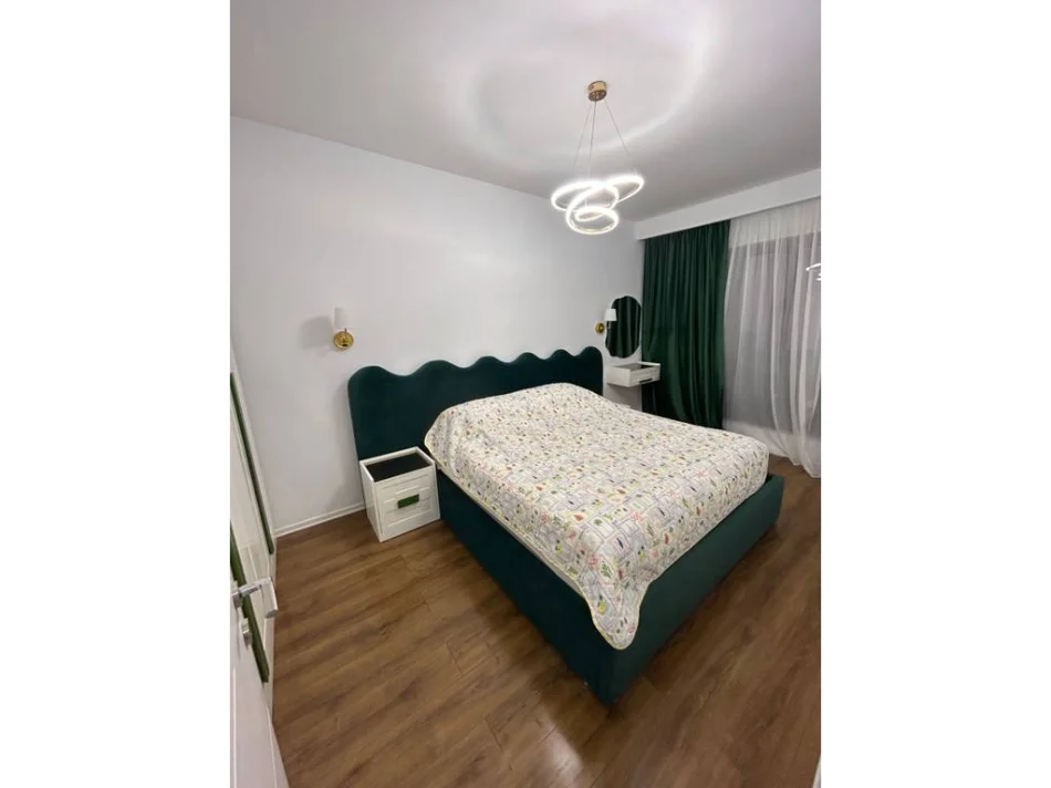 Tirane, jepet me qera apartament 1+1 Kati 5, 70 m² 550 € (Jordan Misja)