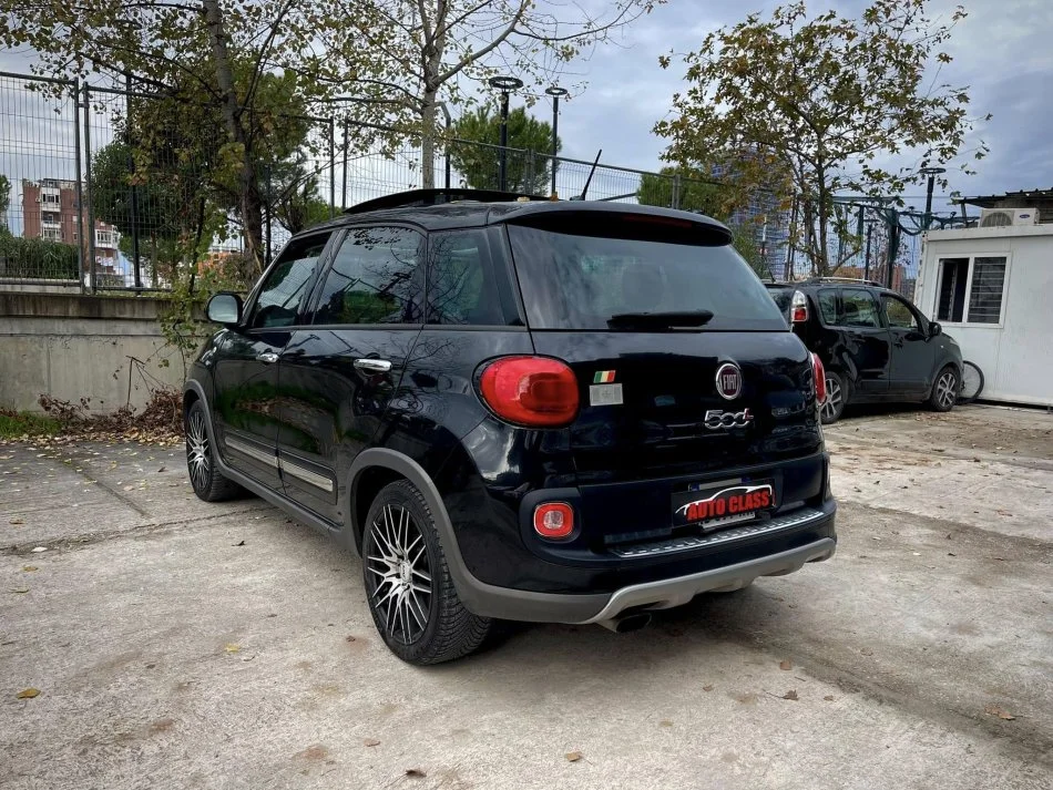 Tirane, shes makine FIAT 500 L Benzin, e zeze automatik Klima 166.000 km 1 €