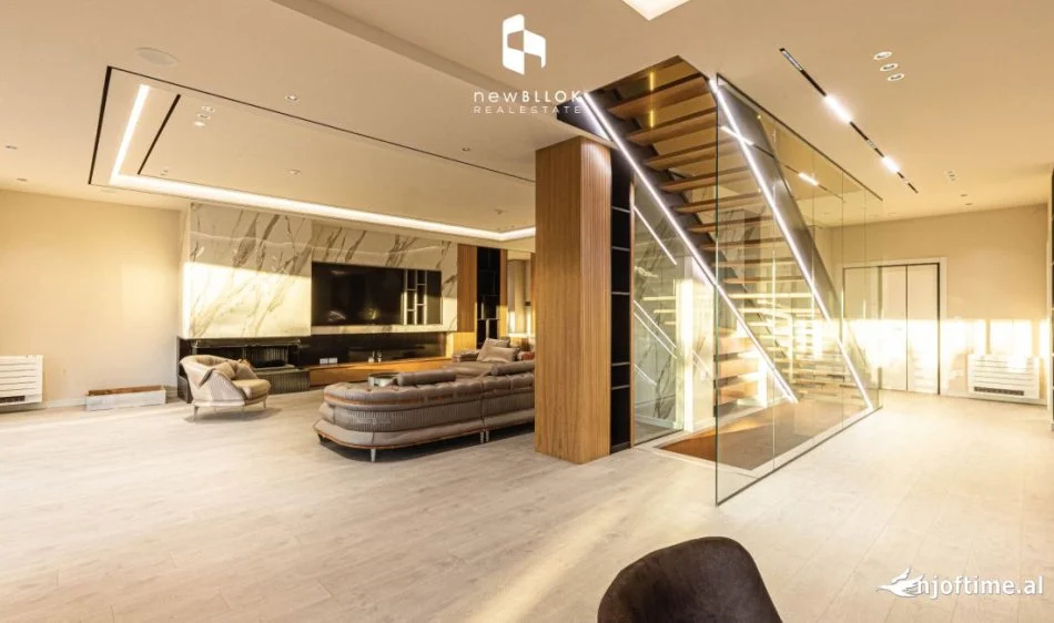 🌟 SHITET VILE ULTRA LUKSOZE  (📍 në Krah të TEG - te Mandarine Drive) - 700,000€ Investime extra+ 4 garazhe - ((1,550,000 Euro)) 🌟