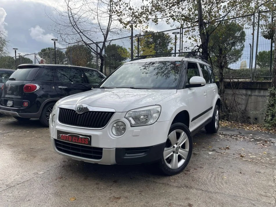 Tirane, shes makine SKODA YETI Nafte, e bardhë manuale Klima 170.000 km 5.790 €