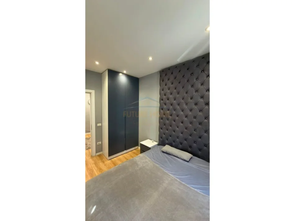 Tirane, shitet apartament 2+1 Kati 2, 97 m² 140.000 € (kamez)