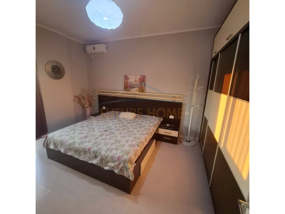 Shitet, Apartament 3+1+2, Mëzez 0696069906