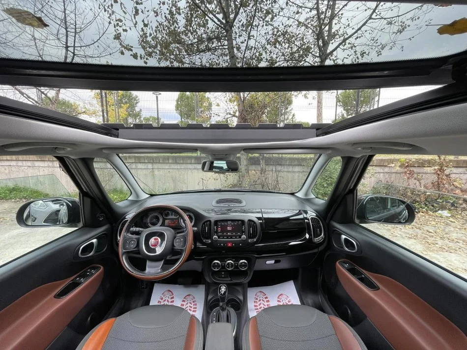 Tirane, shes makine FIAT 500 L Benzin, e zeze automatik Klima 166.000 km 1 €