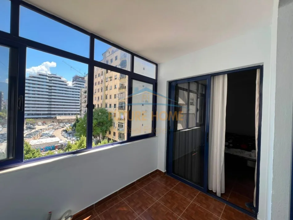 Tirane, shitet apartament 2+1+Ballkon Kati 4, 97 m² 210.000 € 