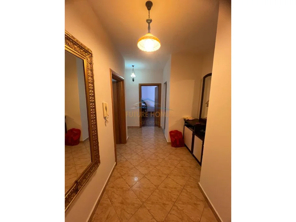 Shitet, Apartament 2+1, Prane Kompleksit Delijorgji, Tiranë. 0696069906